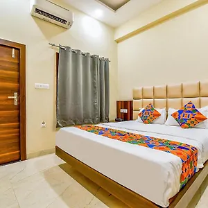 Hotel Fabexpress Dosa Plaza, Udajpur