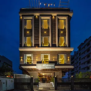 Hotel Rabbit Ratnam -by, Udaipur