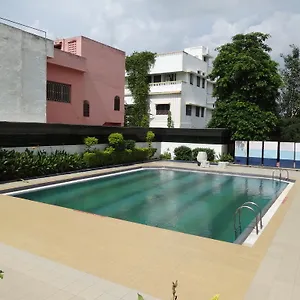 Golden Tulip Udaipur
